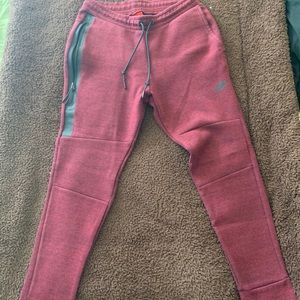 Nike tech joggers